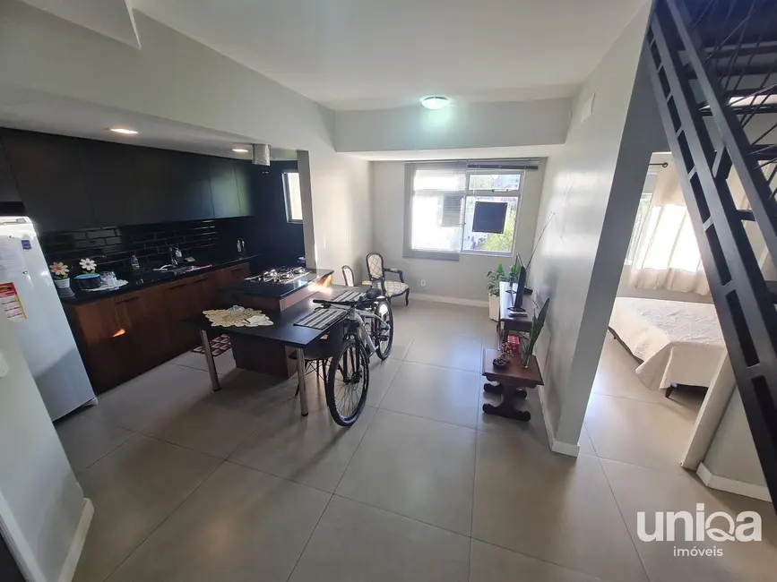 Apartamento com 2 quartos à venda, 79m2 em Centro, Santa Maria - RS - imagem 1 Foto 1 de Apartamento com 2 quartos à venda, 79m2 em Centro, Santa Maria - RS