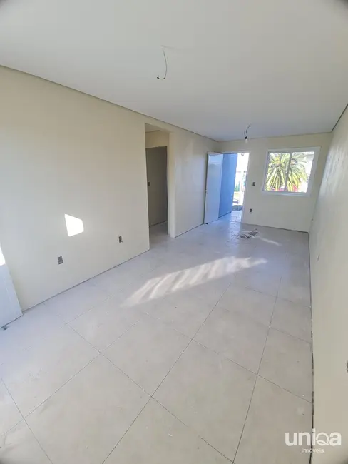 Foto 9 de Casa com 2 quartos à venda, 50m2 em Tomazetti, Santa Maria - RS