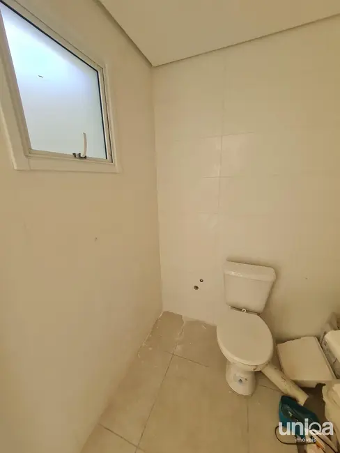 Foto 6 de Casa com 2 quartos à venda, 50m2 em Tomazetti, Santa Maria - RS