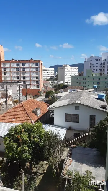 Apartamento com 3 quartos à venda, 110m2 em Menino Jesus, Santa Maria - RS - imagem 7 Foto 7 de Apartamento com 3 quartos à venda, 110m2 em Menino Jesus, Santa Maria - RS