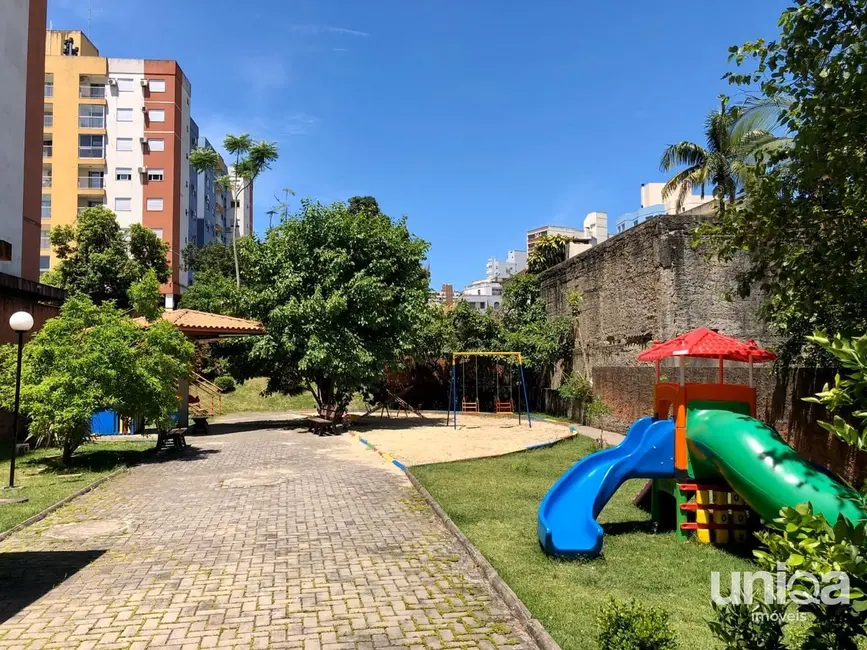 Foto 3 de Apartamento com 2 quartos à venda, 72m2 em Centro, Santa Maria - RS
