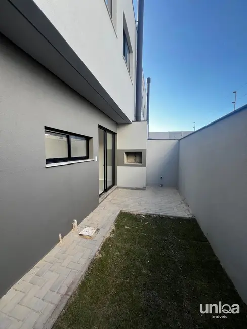 Casa com 3 quartos à venda, 83m2 em São José, Santa Maria - RS - imagem 3 Foto 3 de Casa com 3 quartos à venda, 83m2 em São José, Santa Maria - RS