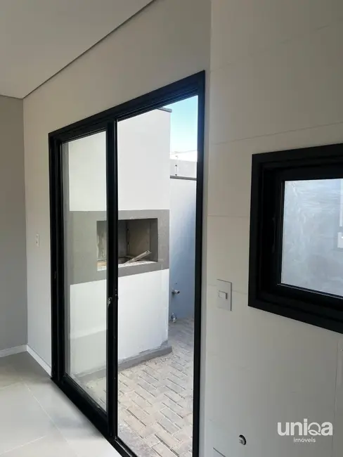 Casa com 3 quartos à venda, 83m2 em São José, Santa Maria - RS - imagem 5 Foto 5 de Casa com 3 quartos à venda, 83m2 em São José, Santa Maria - RS