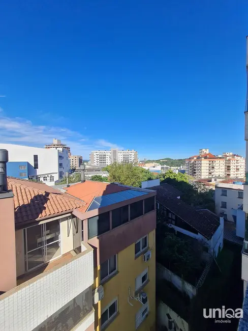 Foto 4 de Apartamento com 3 quartos à venda, 110m2 em Menino Jesus, Santa Maria - RS