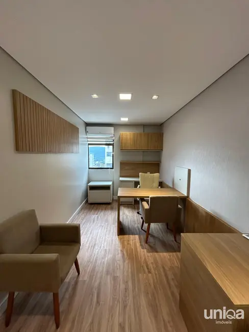 Foto 3 de Sala Comercial com 1 quarto à venda, 43m2 em Centro, Santa Maria - RS