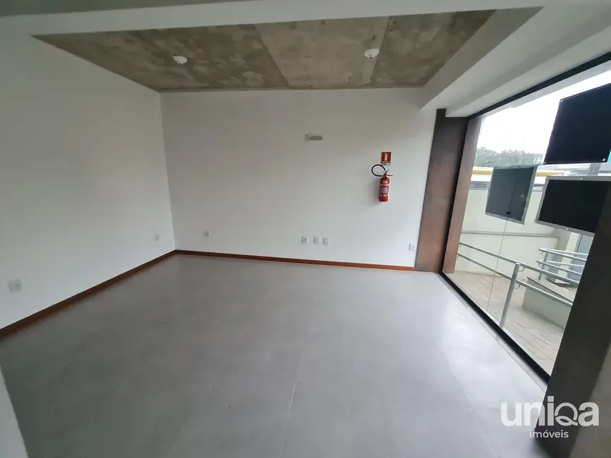 Foto 2 de Loja com 1 quarto para alugar, 30m2 em Camobi, Santa Maria - RS