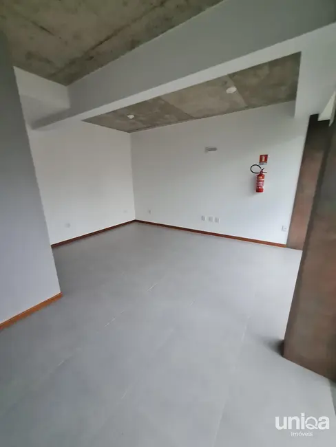 Foto 3 de Loja com 1 quarto para alugar, 30m2 em Camobi, Santa Maria - RS