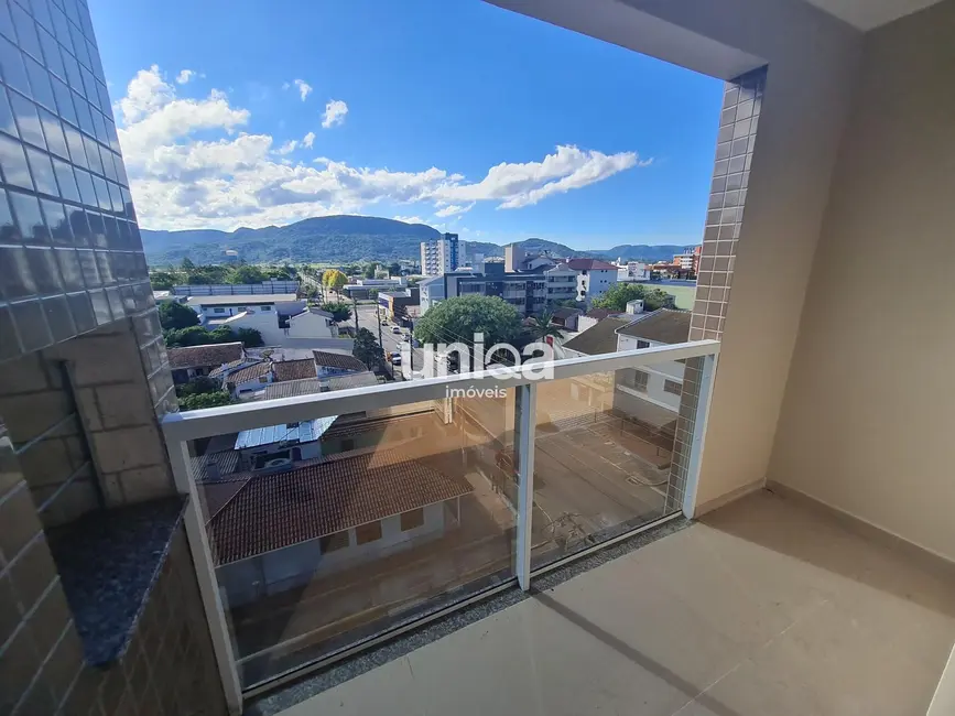 Foto 3 de Apartamento com 2 quartos à venda, 79m2 em Camobi, Santa Maria - RS