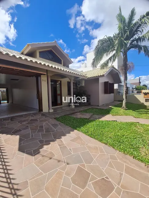 Foto 1 de Casa com 3 quartos à venda, 170m2 em Camobi, Santa Maria - RS