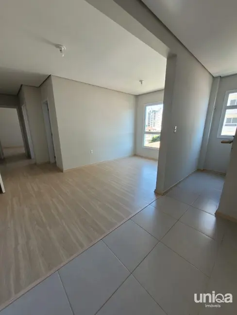 Foto 2 de Apartamento com 2 quartos à venda, 54m2 em Camobi, Santa Maria - RS