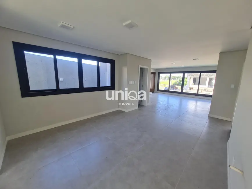 Foto 6 de Casa de Condomínio com 4 quartos à venda, 270m2 em Tomazetti, Santa Maria - RS