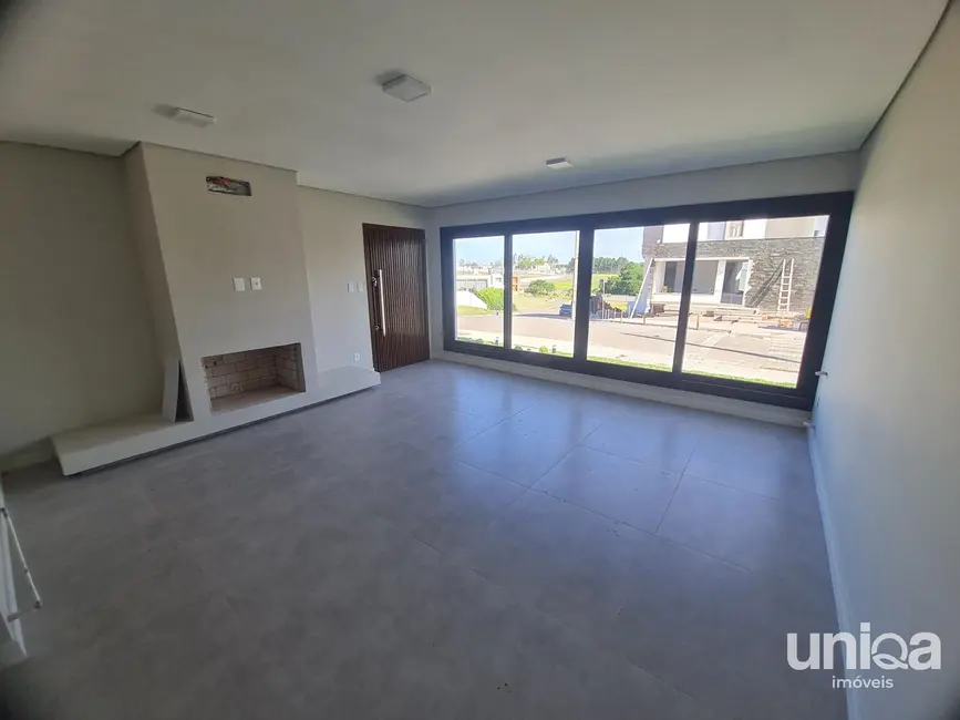 Casa de Condomínio com 4 quartos à venda, 270m2 em Tomazetti, Santa Maria - RS - imagem 3 Foto 3 de Casa de Condomínio com 4 quartos à venda, 270m2 em Tomazetti, Santa Maria - RS