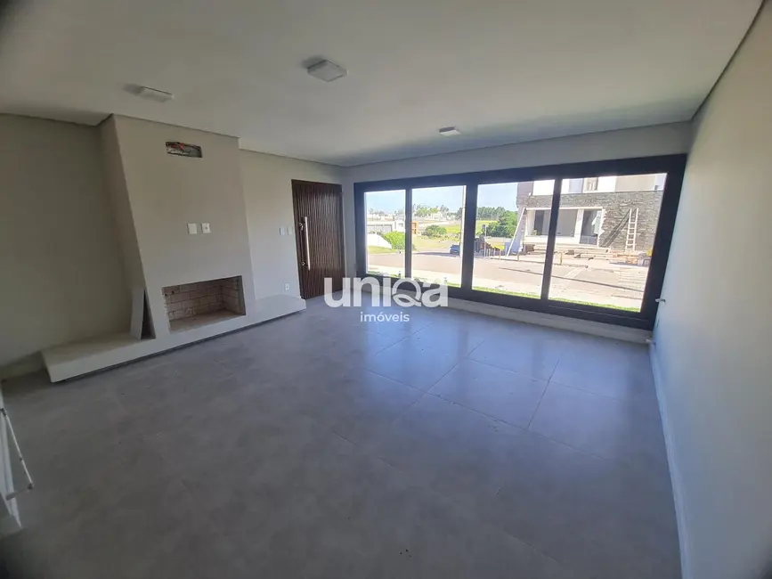 Foto 4 de Casa de Condomínio com 4 quartos à venda, 270m2 em Tomazetti, Santa Maria - RS