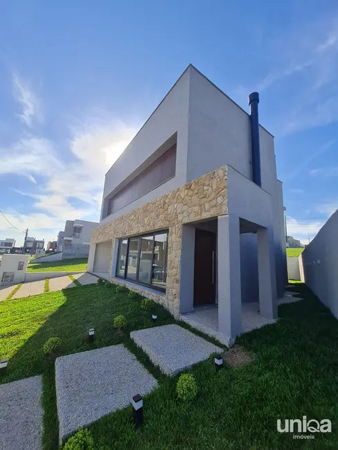 Casa de Condomínio com 4 quartos à venda, 270m2 em Tomazetti, Santa Maria - RS - imagem 2 Foto 2 de Casa de Condomínio com 4 quartos à venda, 270m2 em Tomazetti, Santa Maria - RS