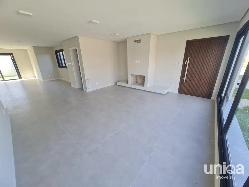 Casa de Condomínio com 4 quartos à venda, 270m2 em Tomazetti, Santa Maria - RS - imagem 4 Foto 4 de Casa de Condomínio com 4 quartos à venda, 270m2 em Tomazetti, Santa Maria - RS