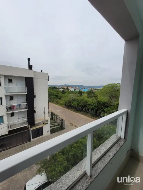 Foto 8 de Apartamento com 1 quarto para alugar, 38m2 em Camobi, Santa Maria - RS