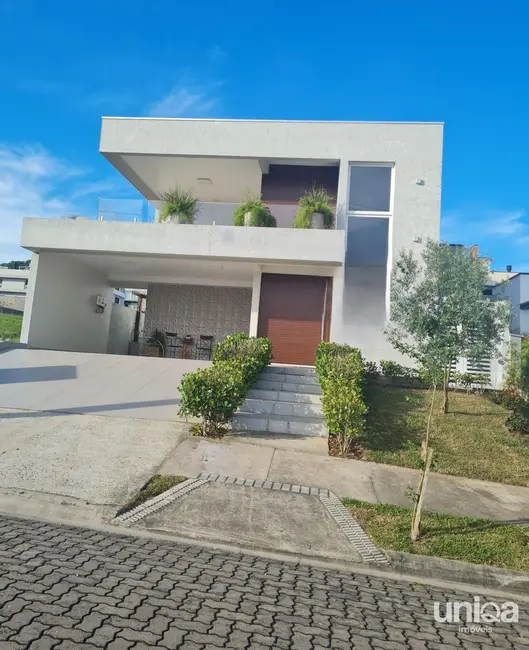 Casa de Condomínio com 3 quartos à venda, 287m2 em Tomazetti, Santa Maria - RS - imagem 1 Foto 1 de Casa de Condomínio com 3 quartos à venda, 287m2 em Tomazetti, Santa Maria - RS