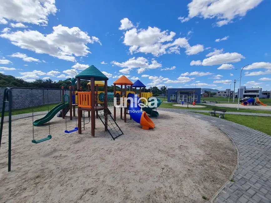 Foto 6 de Terreno / Lote à venda, 398m2 em Camobi, Santa Maria - RS