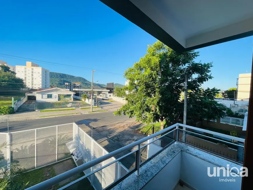 Foto 8 de Apartamento com 3 quartos para alugar, 87m2 em Camobi, Santa Maria - RS