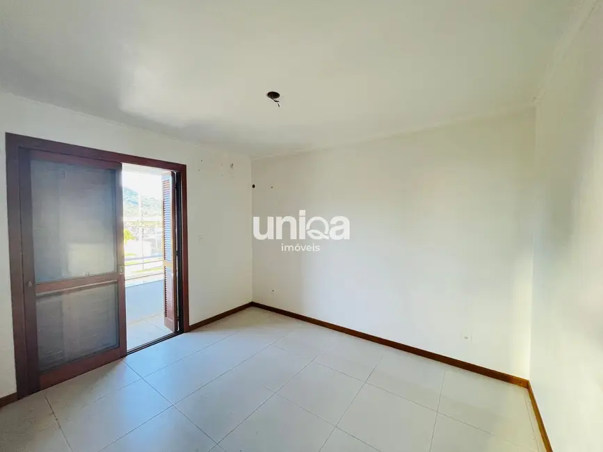 Foto 3 de Apartamento com 3 quartos para alugar, 87m2 em Camobi, Santa Maria - RS