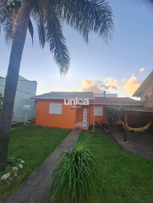 Foto 1 de Casa com 3 quartos à venda, 145m2 em Camobi, Santa Maria - RS