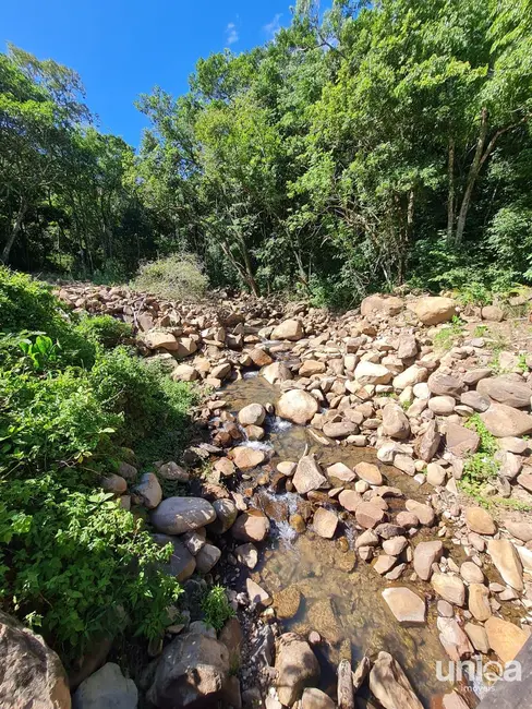 Foto 2 de Chácara com 3 quartos à venda, 150m2 em Silveira Martins - RS