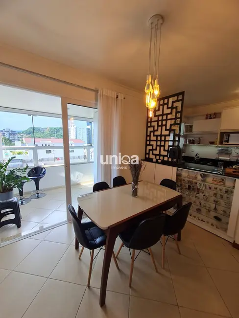 Foto 3 de Apartamento com 2 quartos à venda, 84m2 em Nossa Senhora das Dores, Santa Maria - RS