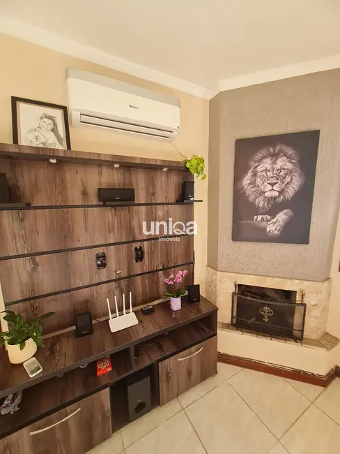 Casa com 3 quartos para alugar, 161m2 em Camobi, Santa Maria - RS - imagem 5 Foto 5 de Casa com 3 quartos para alugar, 161m2 em Camobi, Santa Maria - RS