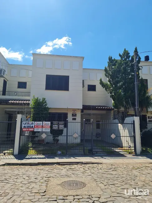 Foto 1 de Casa com 3 quartos para alugar, 161m2 em Camobi, Santa Maria - RS