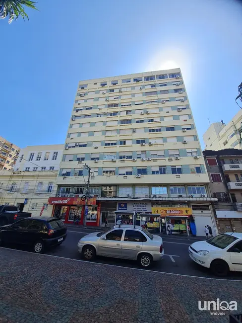 Foto 1 de Apartamento com 2 quartos à venda, 75m2 em Centro, Santa Maria - RS