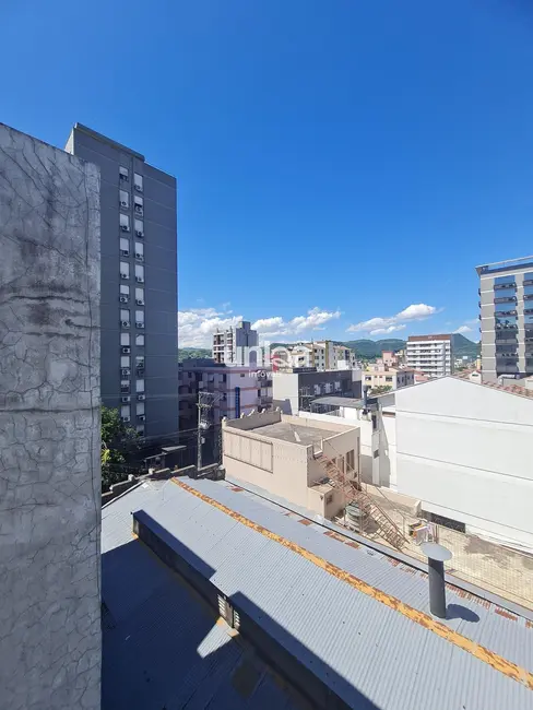 Foto 3 de Apartamento com 1 quarto à venda, 40m2 em Centro, Santa Maria - RS