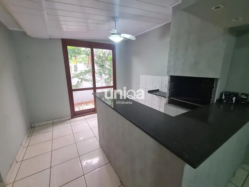 Foto 3 de Apartamento com 2 quartos à venda, 70m2 em Duque de Caxias, Santa Maria - RS