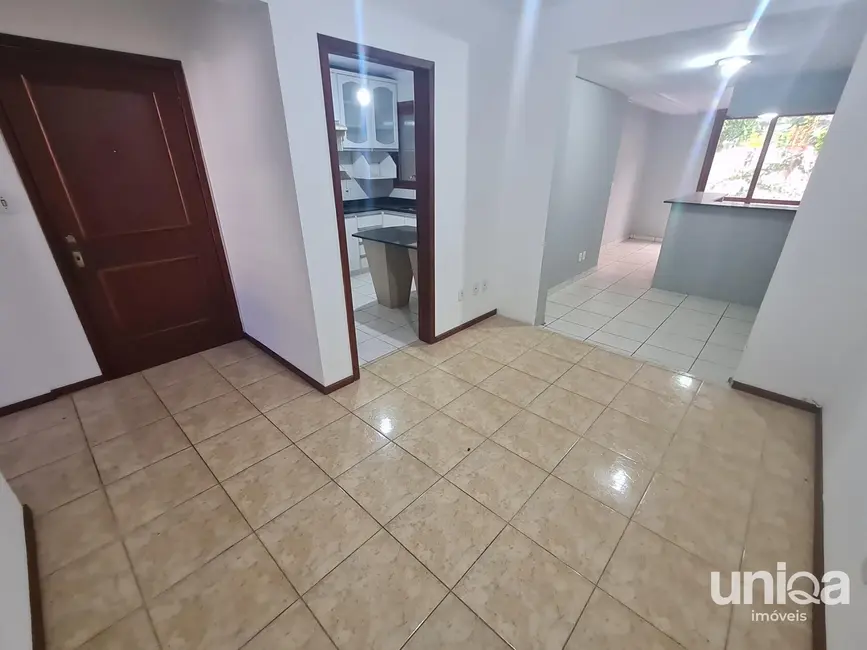 Foto 2 de Apartamento com 2 quartos à venda, 45m2 em Duque de Caxias, Santa Maria - RS