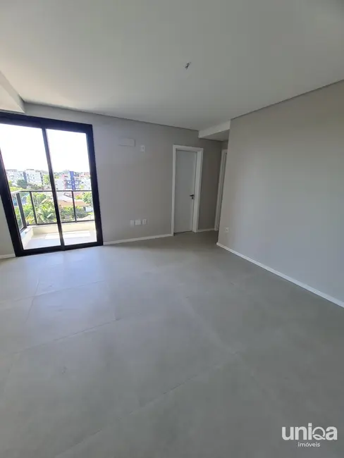 Foto 2 de Apartamento com 1 quarto à venda, 44m2 em Camobi, Santa Maria - RS