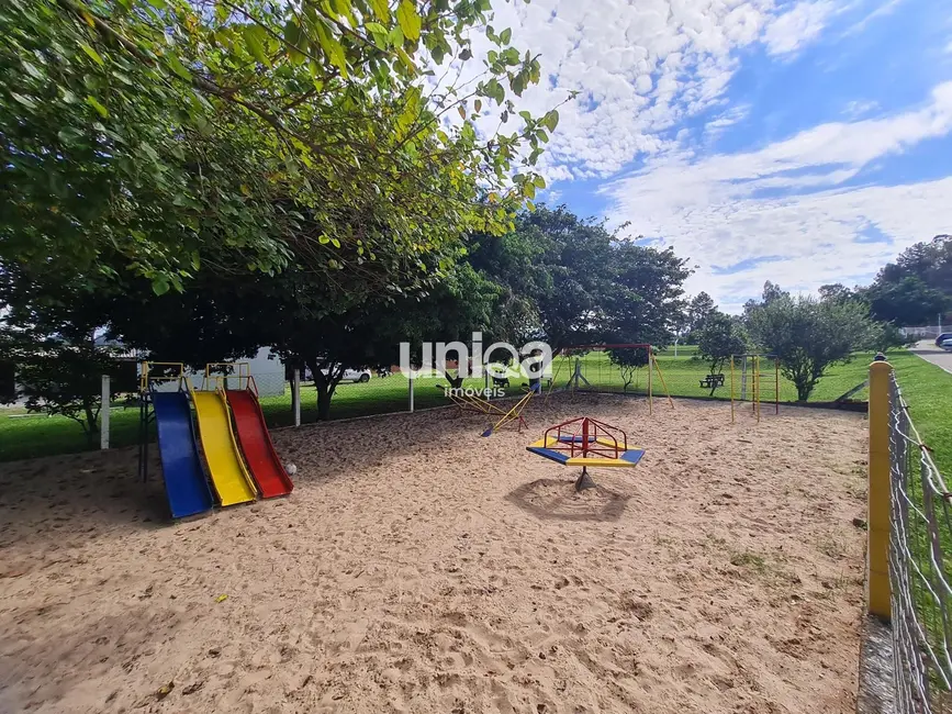 Apartamento com 3 quartos para alugar, 81m2 em São José, Santa Maria - RS - imagem 6 Foto 6 de Apartamento com 3 quartos para alugar, 81m2 em São José, Santa Maria - RS