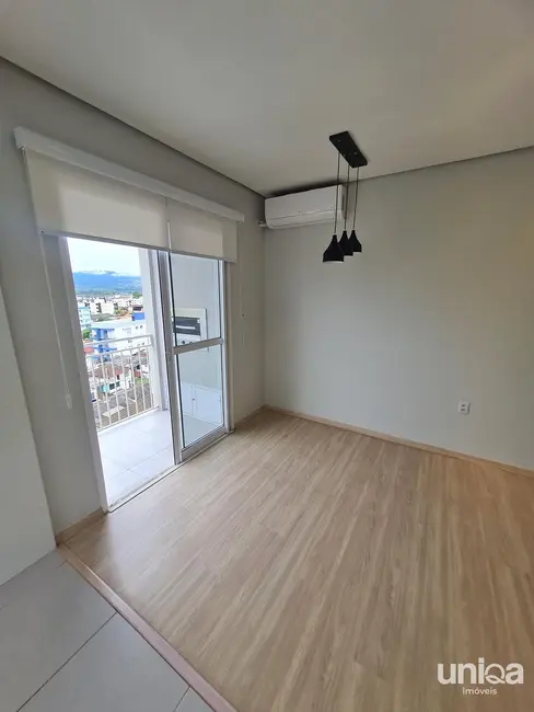 Foto 5 de Apartamento com 2 quartos para alugar, 54m2 em Camobi, Santa Maria - RS
