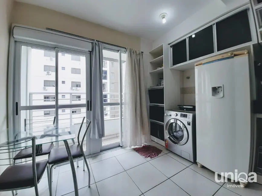 Foto 3 de Apartamento com 1 quarto à venda, 35m2 em Centro, Santa Maria - RS