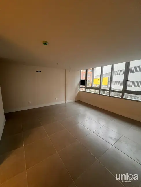Foto 5 de Sala Comercial com 1 quarto à venda, 32m2 em Centro, Santa Maria - RS