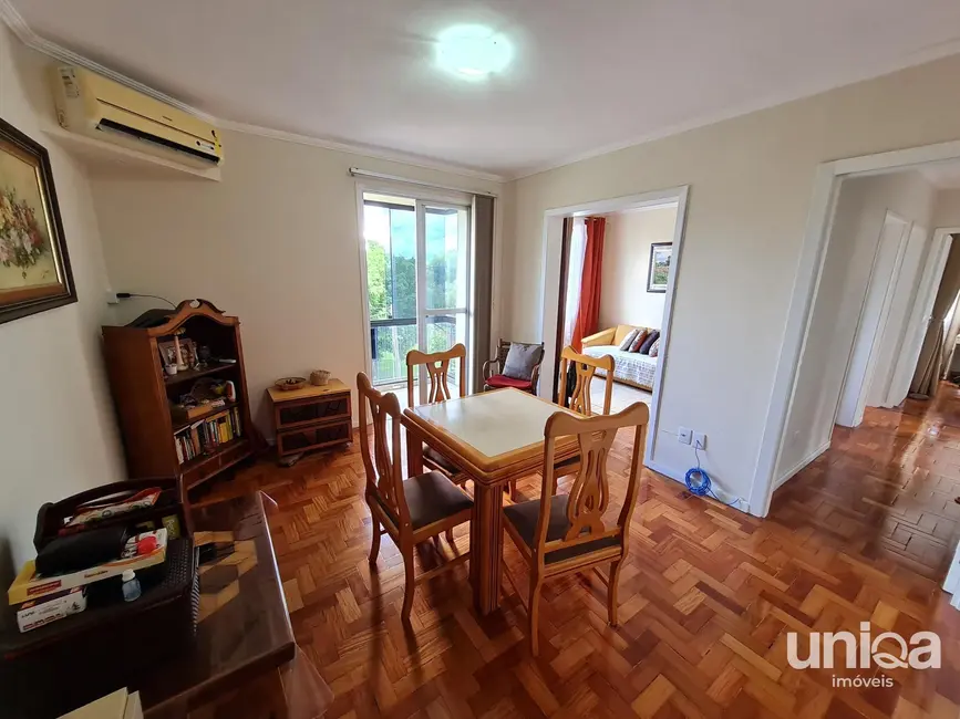 Foto 2 de Apartamento com 3 quartos à venda, 81m2 em São José, Santa Maria - RS