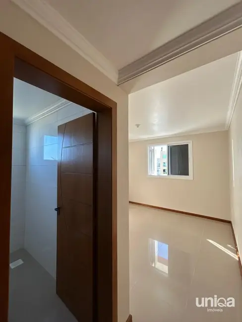 Foto 9 de Apartamento com 2 quartos à venda, 66m2 em Camobi, Santa Maria - RS