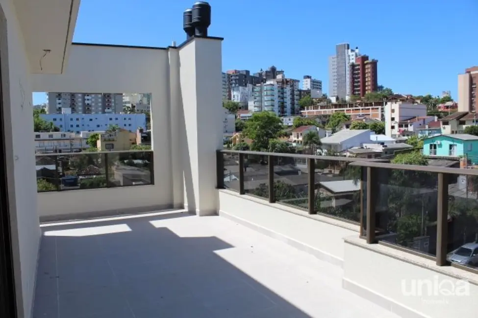 Cobertura com 3 quartos à venda, 215m2 em Nonoai, Santa Maria - RS - imagem 5 Foto 5 de Cobertura com 3 quartos à venda, 215m2 em Nonoai, Santa Maria - RS