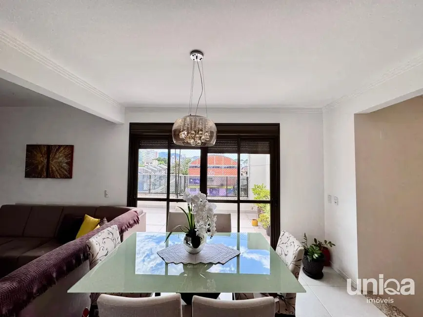 Foto 5 de Cobertura com 3 quartos à venda, 215m2 em Nonoai, Santa Maria - RS