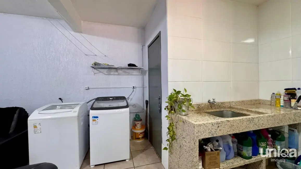 Casa com 2 quartos à venda, 100m2 em Juscelino Kubitschek, Santa Maria - RS - imagem 8 Foto 8 de Casa com 2 quartos à venda, 100m2 em Juscelino Kubitschek, Santa Maria - RS