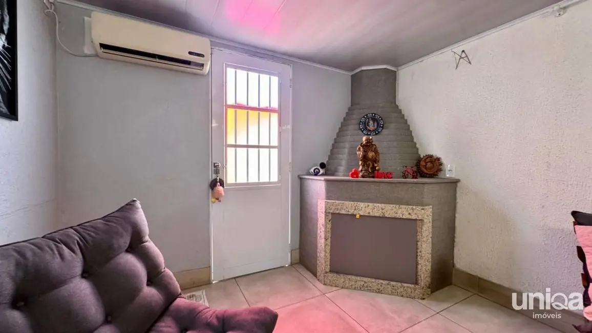 Casa com 2 quartos à venda, 100m2 em Juscelino Kubitschek, Santa Maria - RS - imagem 5 Foto 5 de Casa com 2 quartos à venda, 100m2 em Juscelino Kubitschek, Santa Maria - RS