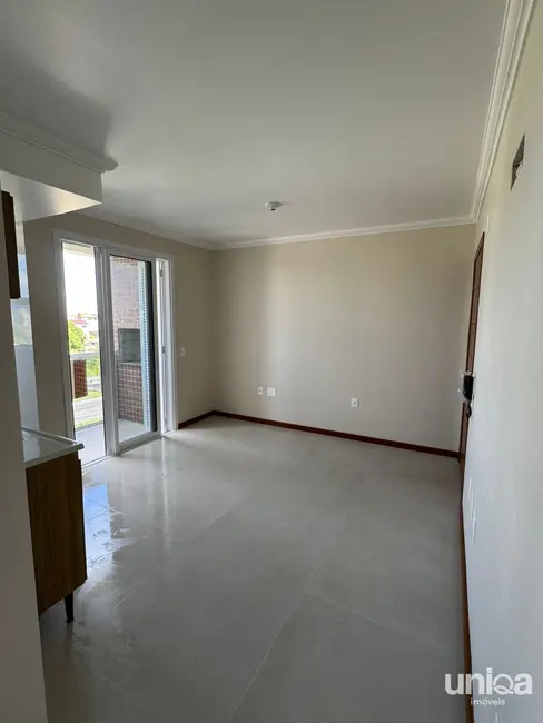Foto 3 de Apartamento com 1 quarto para alugar, 35m2 em Camobi, Santa Maria - RS
