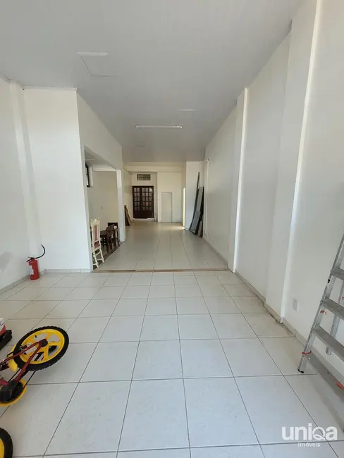 Foto 2 de Sala Comercial com 2 quartos para alugar, 120m2 em Camobi, Santa Maria - RS