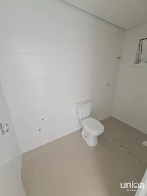 Foto 9 de Apartamento com 1 quarto para alugar, 38m2 em Camobi, Santa Maria - RS