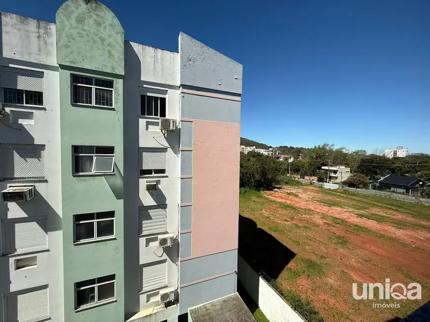 Foto 3 de Apartamento com 2 quartos à venda, 58m2 em Nossa Senhora de Lourdes, Santa Maria - RS