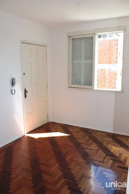 Foto 5 de Apartamento com 2 quartos à venda, 45m2 em Nossa Senhora de Fátima, Santa Maria - RS