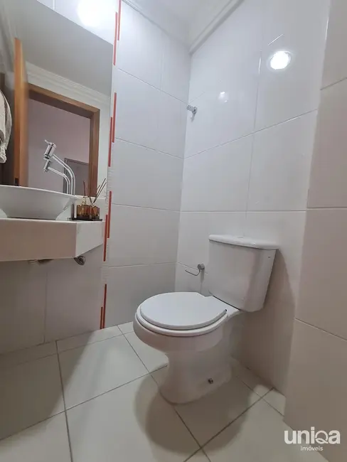 Foto 8 de Apartamento com 3 quartos à venda, 182m2 em Nossa Senhora Medianeira, Santa Maria - RS